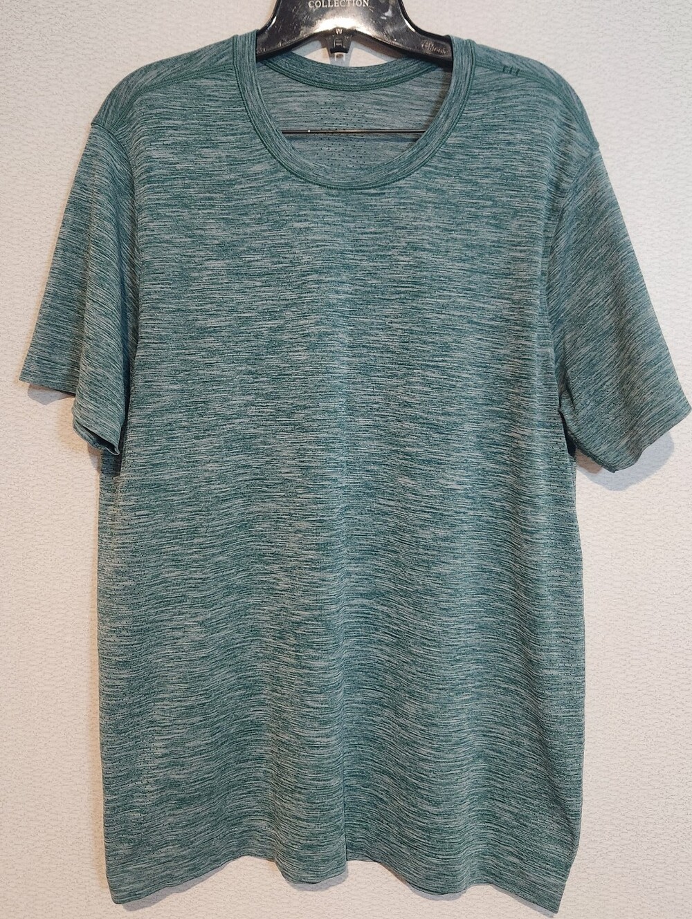 Lululemon Mens Performance Short Sleeve Shirt Green Large